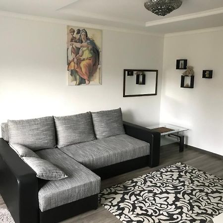 Fine Apartment Jelgava Exteriör bild