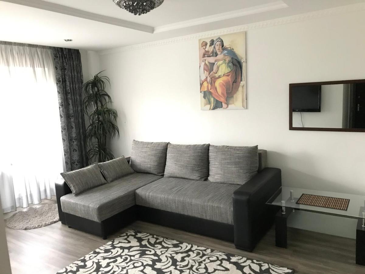 Fine Apartment Jelgava Exteriör bild